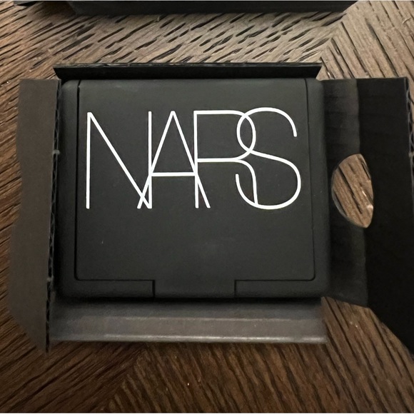 *NIB* NARS Orgasm X large powder blush - Picture 2 of 4